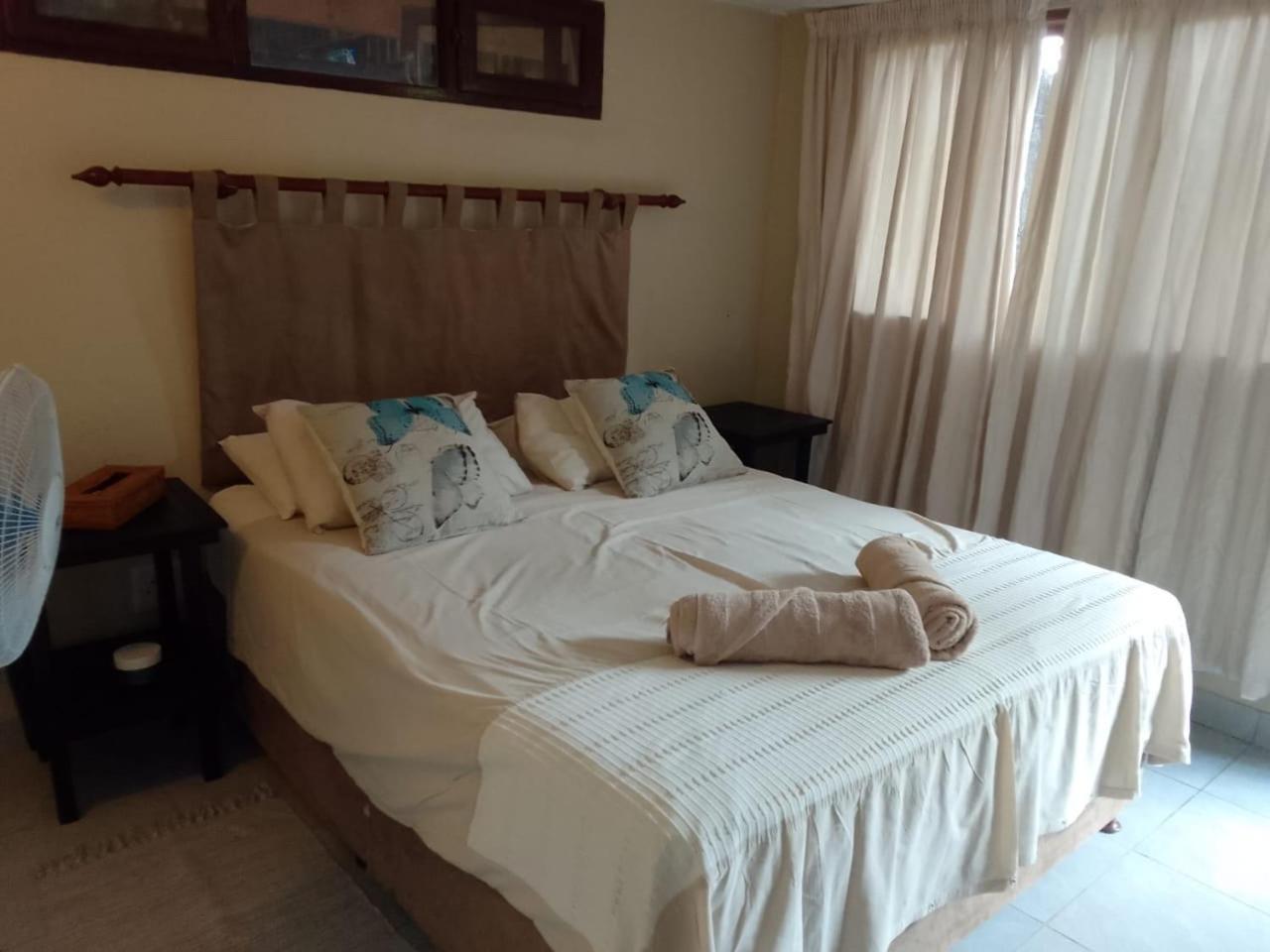 Nkumbe Bush Retreat Family Home Ponta Malongane ภายนอก รูปภาพ